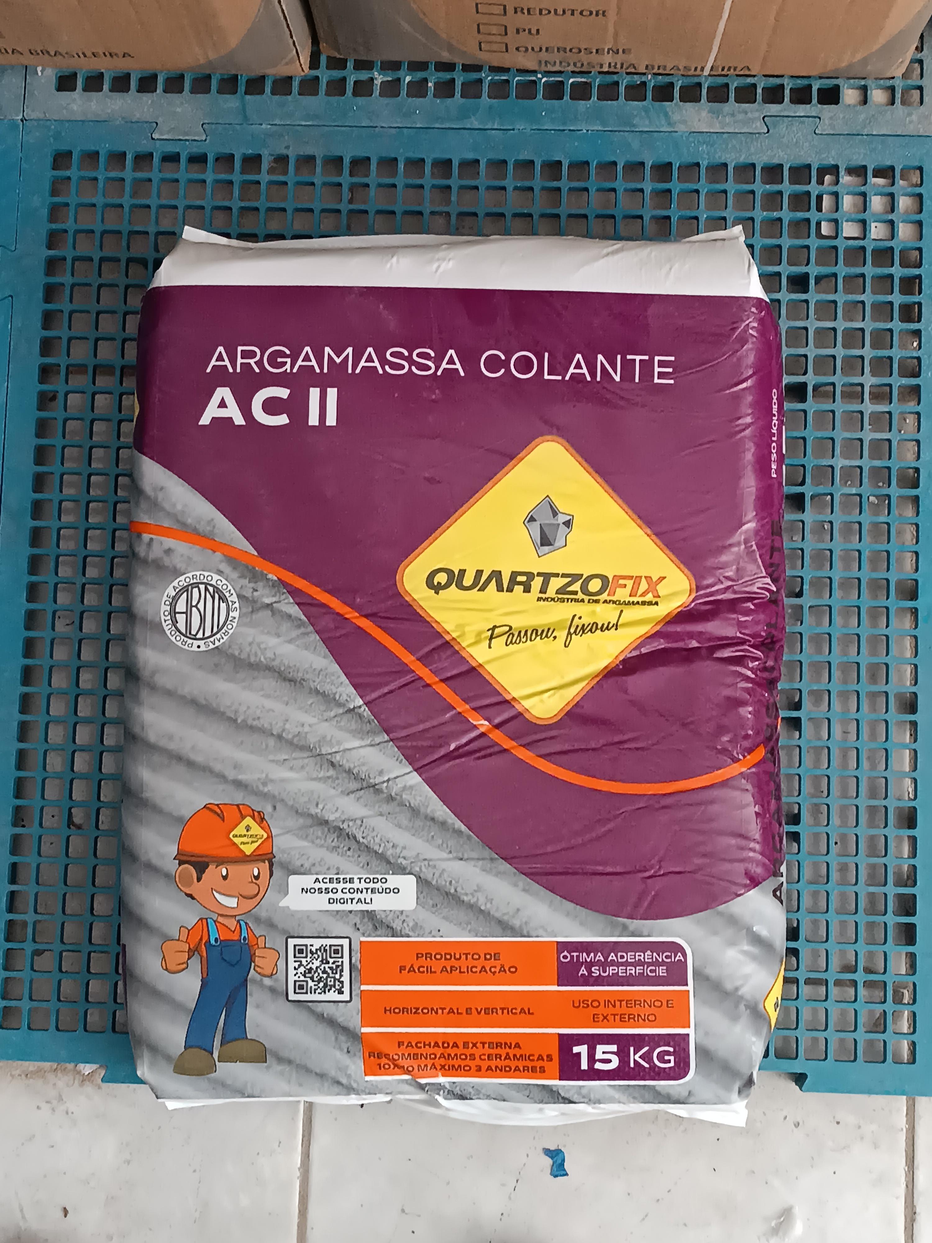 Argamassa ACII 15 kg Quartzofix